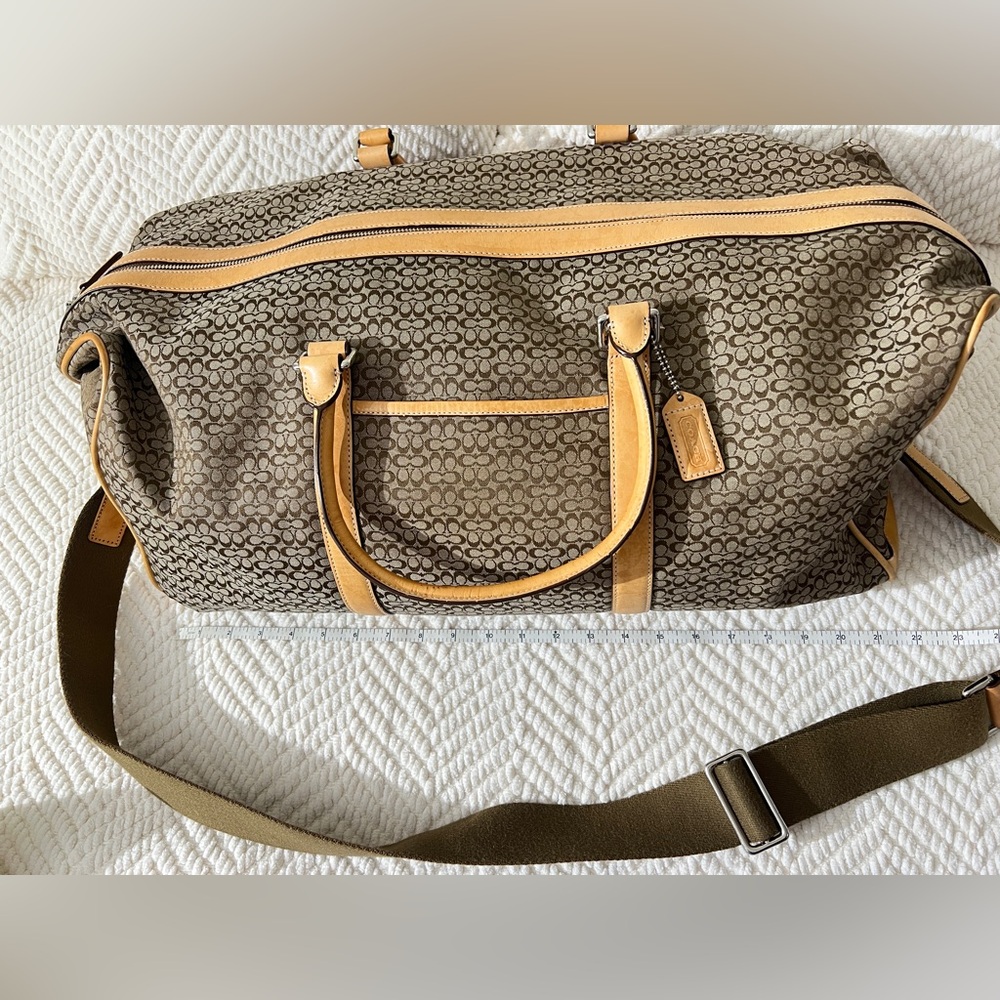 Coach Stylish Tan Leather and Brown Bag - Picture 14 of 15